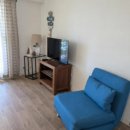 Adorable 3 P Climatise - Port Plages Apartment